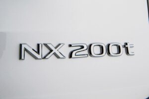 کارشناسی و خرید لکسوس nx
