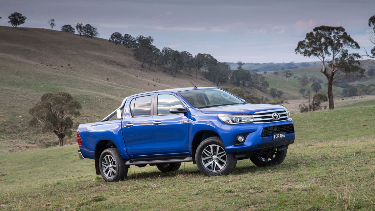 کارشناسی خودرو تویوتا هایلوکس